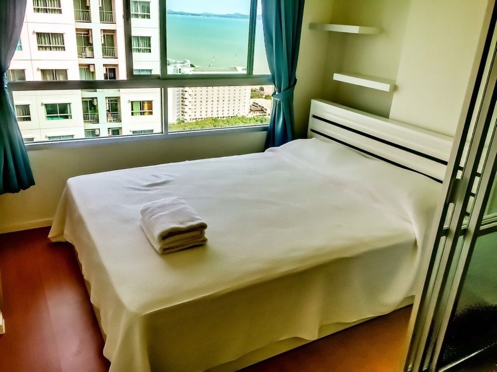 Lumpini Seaview Jomtien By Parikal Hotel Exterior photo